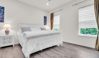 3 Raccoon Ln, Barnegat, NJ 08005