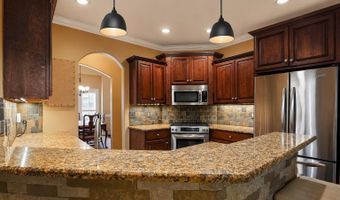 208 STERLING GATE Ln, Alabaster, AL 35007