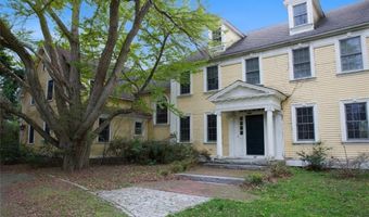 197 Rumstick Rd, Barrington, RI 02806