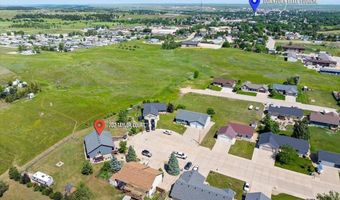 702 Taylor Ct, Belle Fourche, SD 57717