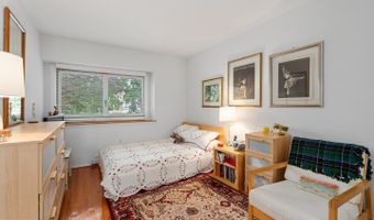 12 PENNY Ln #12, Baltimore, MD 21209