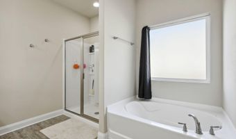 5361 Overland Dr, Biloxi, MS 39532