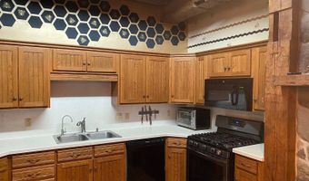 14900 Woodbridge Rd, Camden, MI 49232