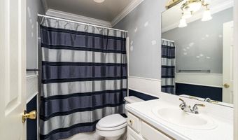 9 Denise Dr, Allentown, NJ 08501