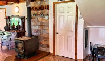 260 Rustic Ln, Bonners Ferry, ID 83805