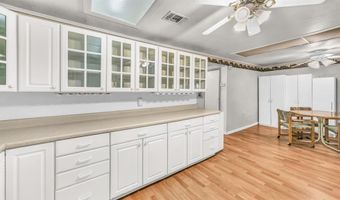 109 N Mill St, Weatherford, TX 76086