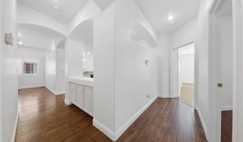 2772 Gallant Hills Dr, Las Vegas, NV 89135