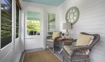 22 School St Mystic, Stonington, CT 06355