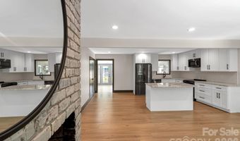 35 Timberview Dr, Arden, NC 28704