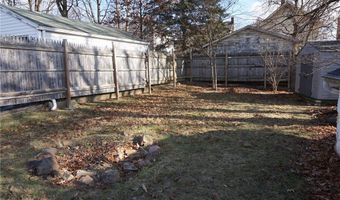 2083 17th St SW, Akron, OH 44314