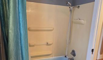 254 Center St, Auburn, IN 46706