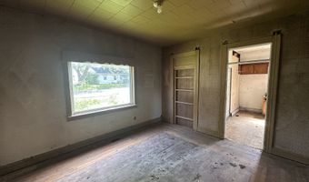 1739 E 18th St, Anderson, IN 46016