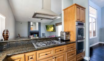 1116 Circle Dr, Escondido, CA 92025