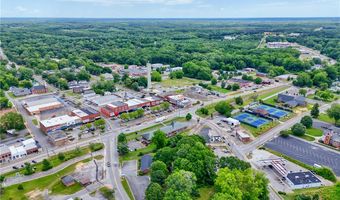101 Poplar Ave, Belton, SC 29627