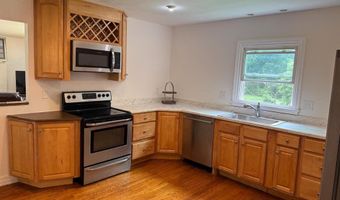 11 KENWICK Rd, Hockessin, DE 19707