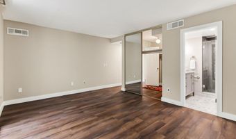 6101 EDSALL Rd 312, Alexandria, VA 22304