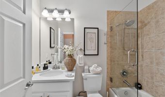 210 LATITUDE Pl, Apollo Beach, FL 33572