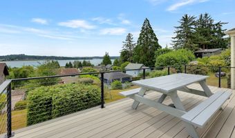 15 AUBURN Ave, Astoria, OR 97103