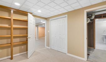 501 Echo Hill Ct, Ballwin, MO 63021