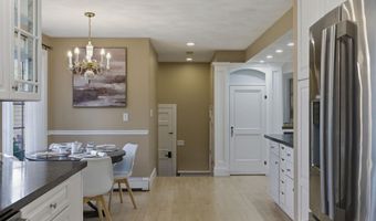 276 N Amherst Rd, Bedford, NH 03110