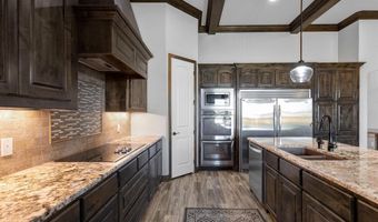 927 Friendship Rd, Weatherford, TX 76085