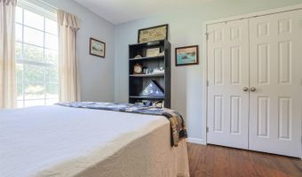 20129 Loop Rd, Batesville, IN 47006