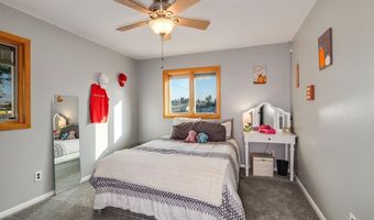 600 MANOR Ln, Cheyenne, WY 82009