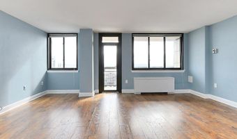 801 N PITT St #1203, Alexandria, VA 22314