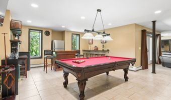 3 Buckingham Rd, Bayonne, NJ 07035
