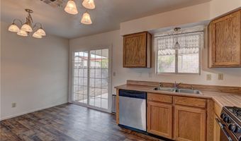 392 Dooley Dr, Henderson, NV 89015