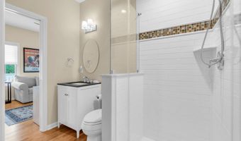 22 Woodland Ave, Manasquan, NJ 08736