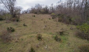 576 Th Ave, Albia, IA 52531