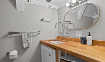 636 Cathedral Dr, Aptos, CA 95003
