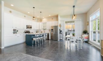 2184 W NOELLE Ln, Appleton, WI 54913