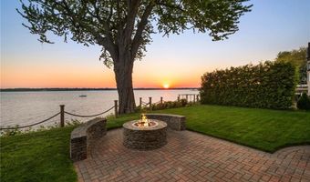53 White Ave, East Providence, RI 02915