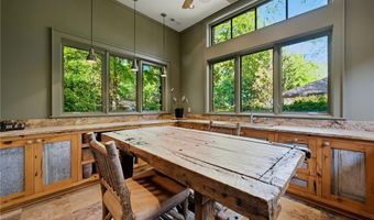 1103 Apple Pie Ridge Rd, Alto, GA 30510