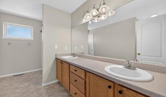 5765 SNOWBERRY Dr, Cheyenne, WY 82009