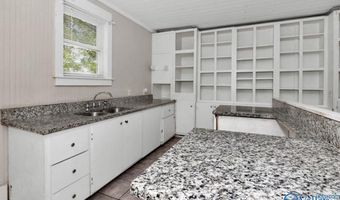 508 4th St, Athens, AL 35611