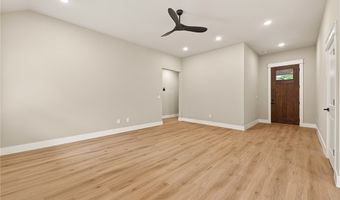 3 Newent Ln, Bella Vista, AR 72714