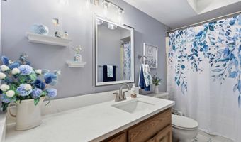 1309 Sanders Dr, Auburn, IN 46706