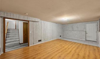 168 Linden Cir, Apple Valley, MN 55124