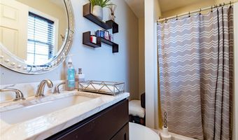 10 Flanders St, Johnston, RI 02919