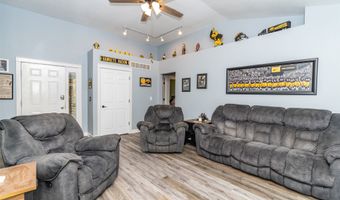 30421 Pueblo Ct, Adel, IA 50003