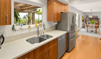 1858 Laurel Rd, Oceanside, CA 92054
