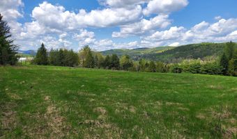 762 McLaren Hill Rd, Barnet, VT 05821