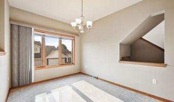 5 Cocoa Beach Dr, Madison, WI 53719