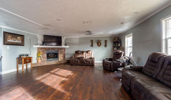 2916 Lisa Ave, Clovis, NM 88101