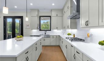 845 Miranda Ter, Alpharetta, GA 30004