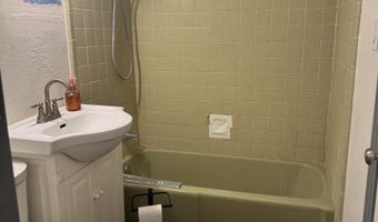 1410 W Hermosa Dr, Artesia, NM 88210