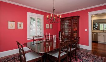 198 Gibbs Ave, Newport, RI 02840